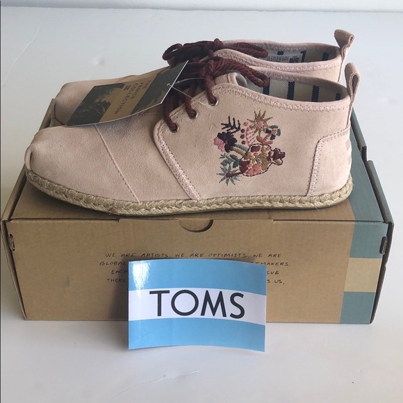 🆕 TOMS floral embroidery suede & rope Bota boot - Picture 2 of 7